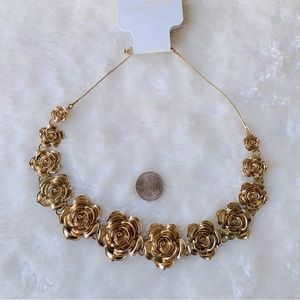 Rose flower necklace